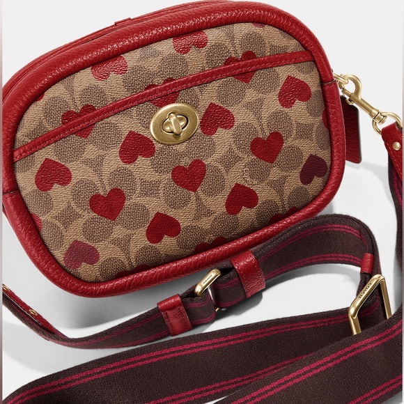 NEW Coach crossbody small bag hearts red - Picture 5 of 6